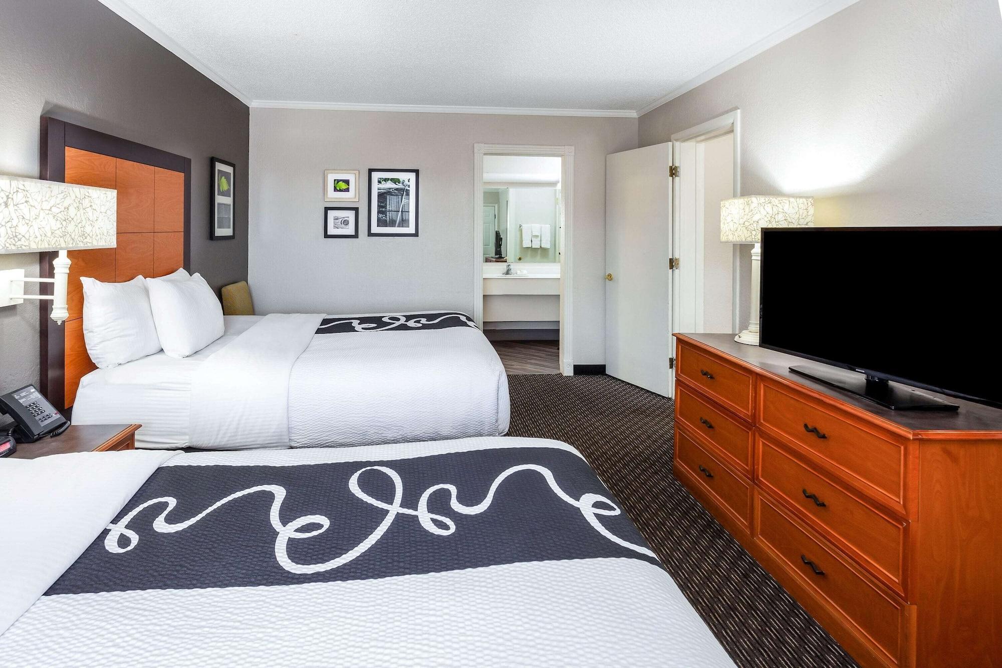 La Quinta Inn By Wyndham Laredo I-35 Экстерьер фото